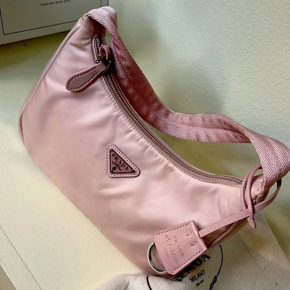 Prada Re-edition 2000 small bag. - Picture 3 of 4